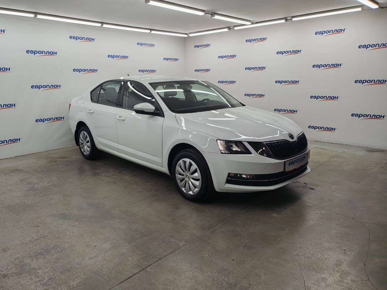 Skoda Octavia,  49 990 км, 2020 года в лизинг