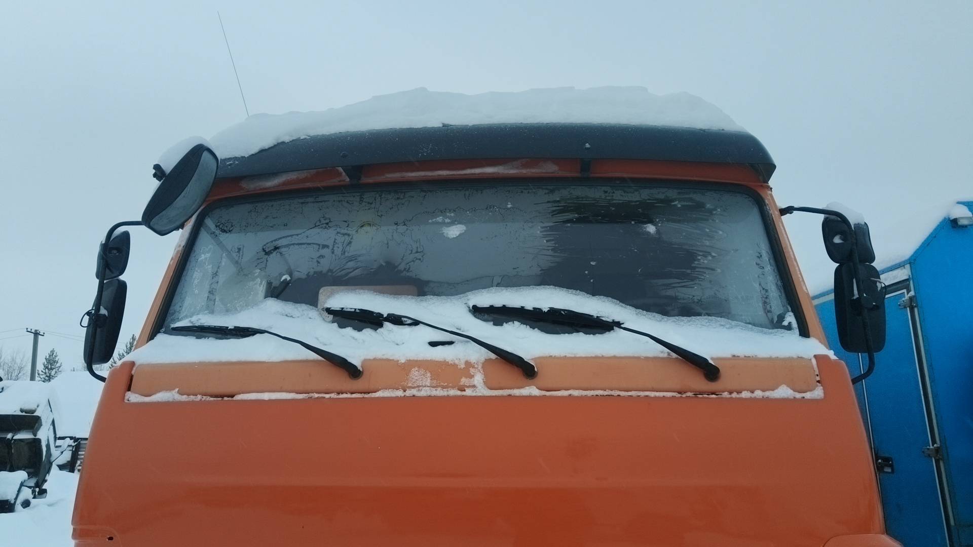 КАМАЗ 6522-63,  168 221 км, 2012 года в лизинг