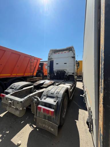 Sitrak ZZ4186V391HE