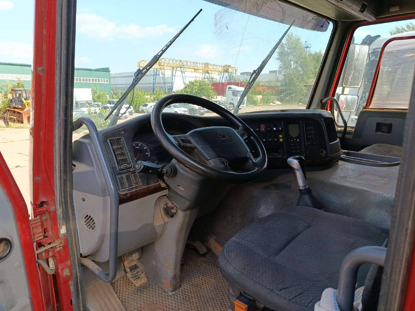 HOWO ZZ3327S3857E 6х6,  113 789 км, 2022 года в лизинг
