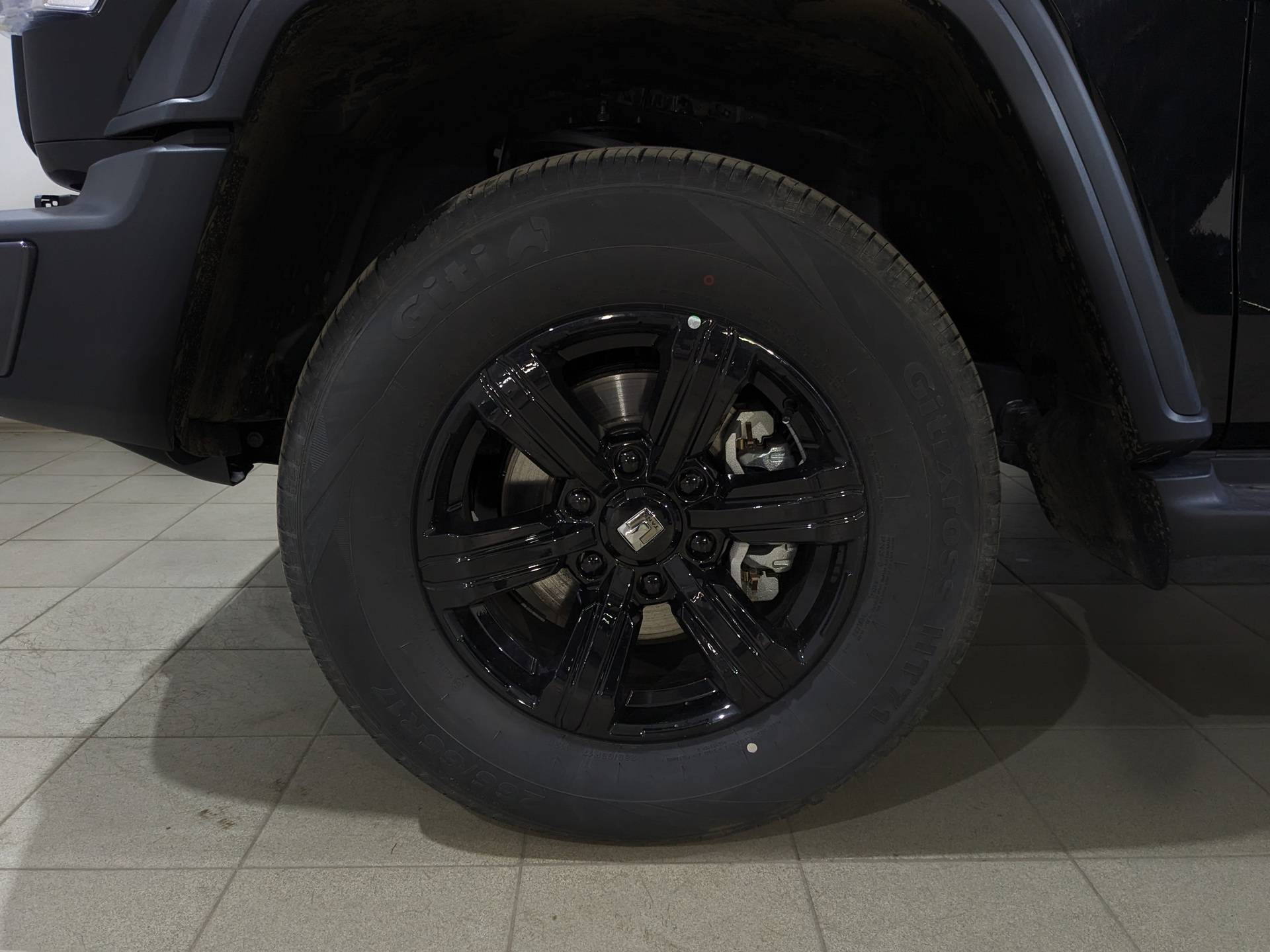 Tank 300 Adventure 2.0 8AT 4WD