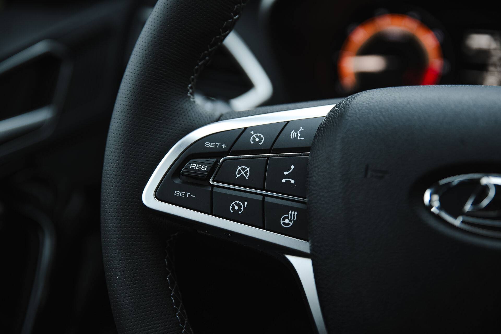 Lada Vesta седан Enjoy 24 1.8 122hp AT