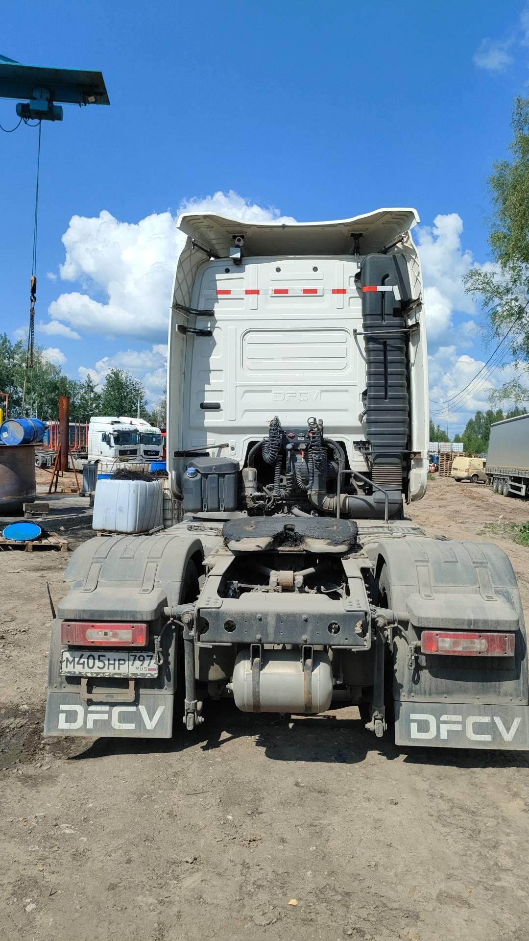 DongFeng GX DFH4180 4x2,  239 746 км, 2023 года в лизинг