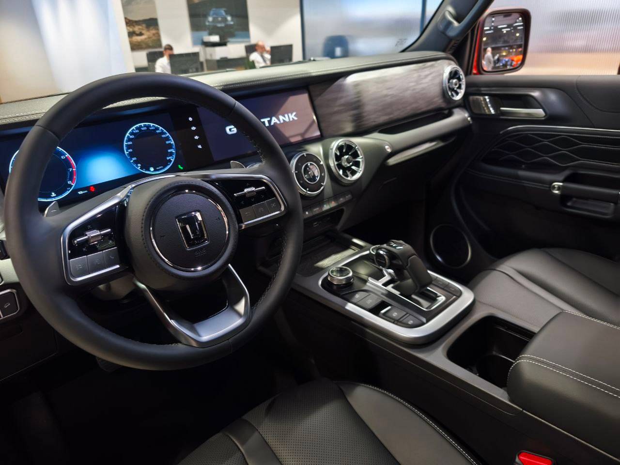 Tank 300 City Premium 2.0 8AT 4WD