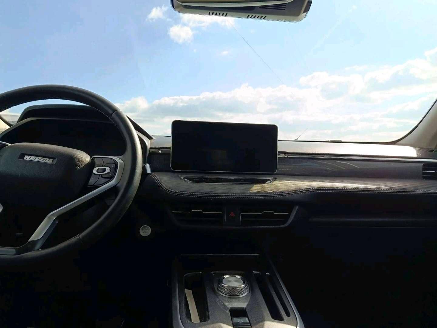 Haval Jolion,  199 298 км, 2023 года в лизинг