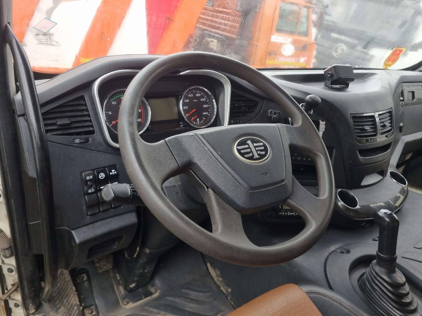 FAW CA3250P66K24L1TE5 6x6, 2022 года в лизинг