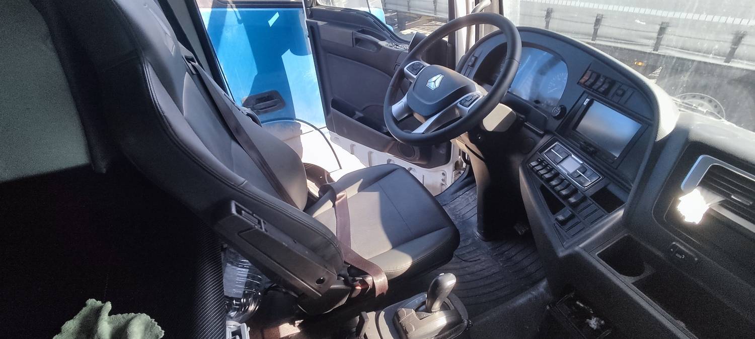 Sitrak ZZ4186V391HE Лот 000008642