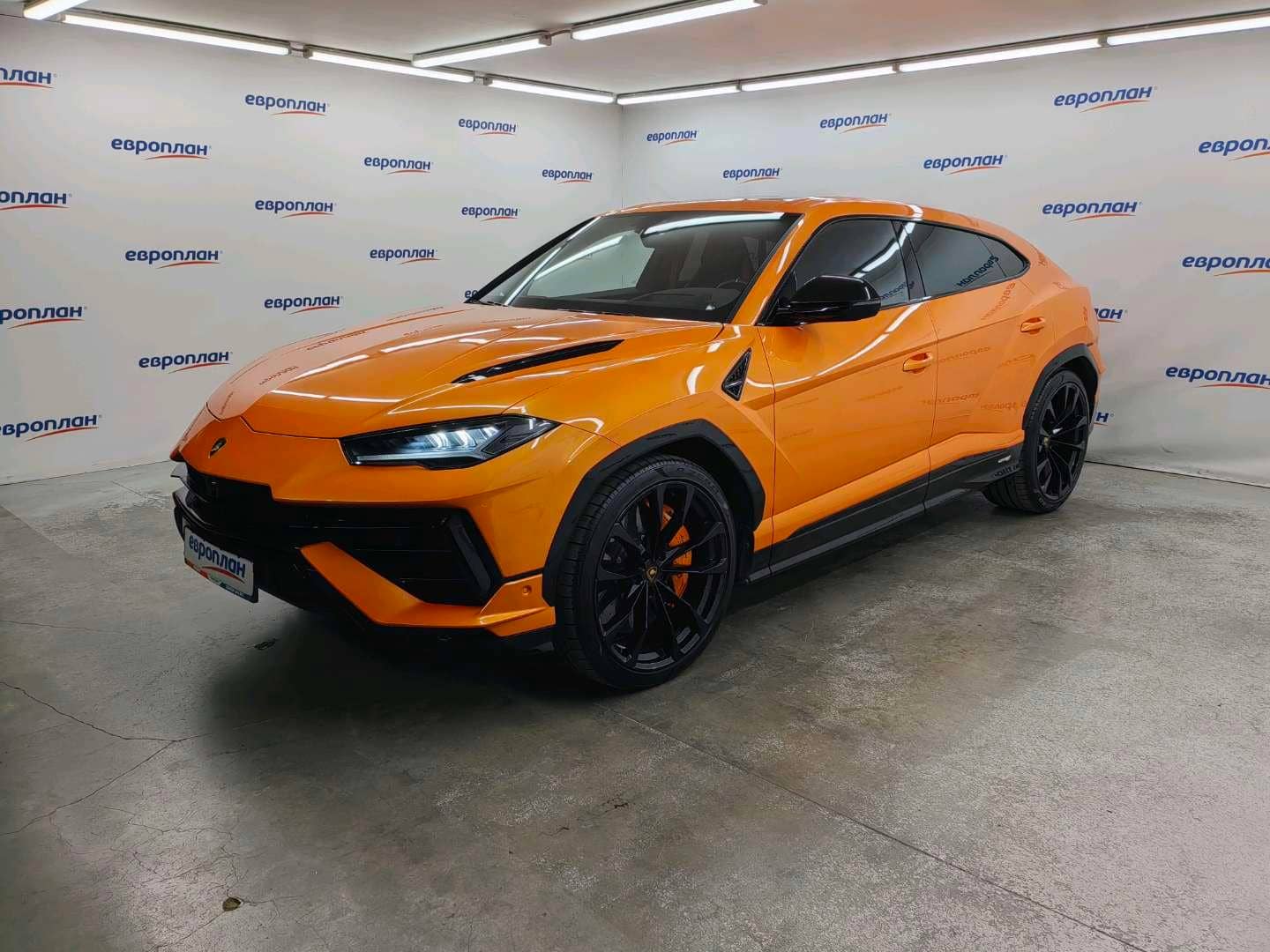 Lamborghini URUS