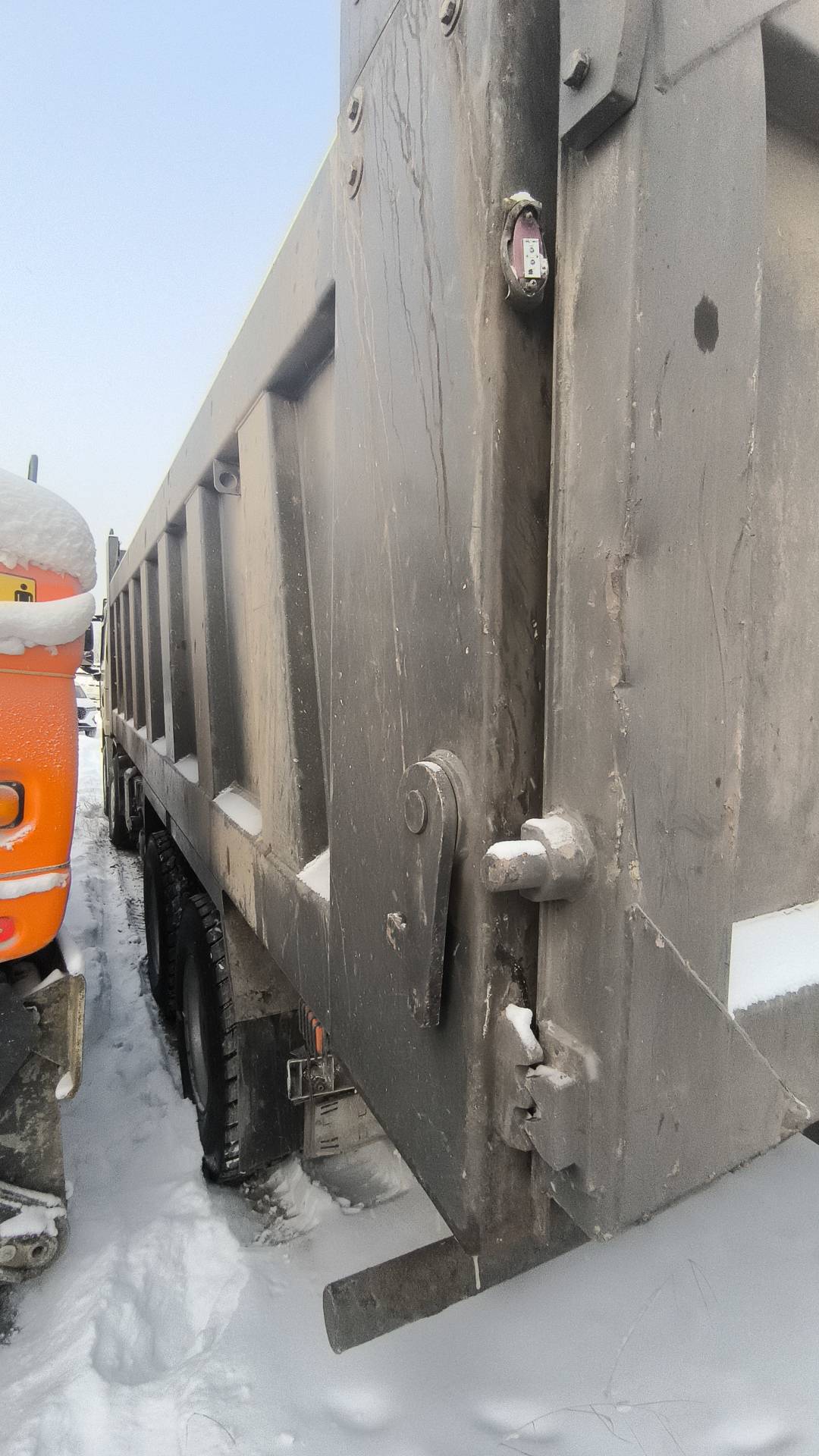 Shacman SX331863366,  117 098 км, 2023 года в лизинг