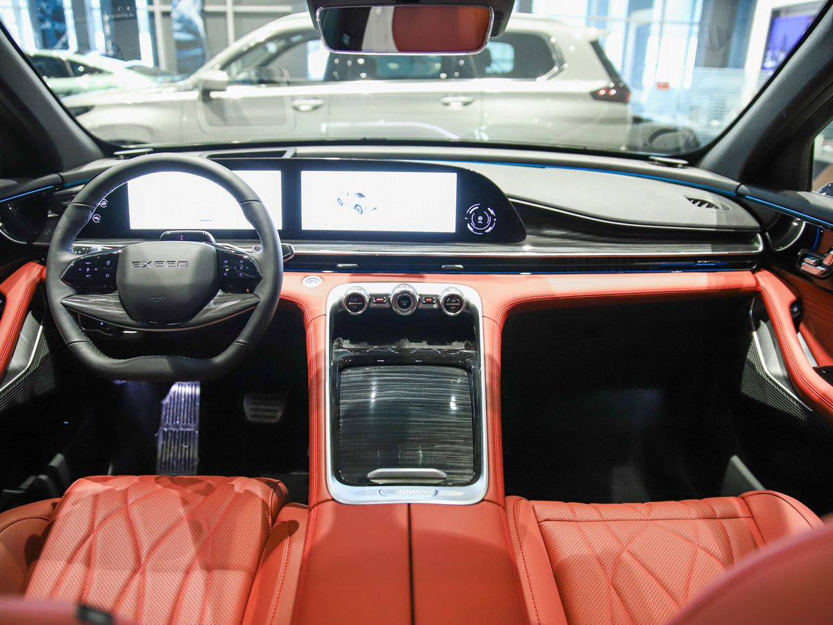 EXEED RX Premium 2.0 TGDI 8AT AWD