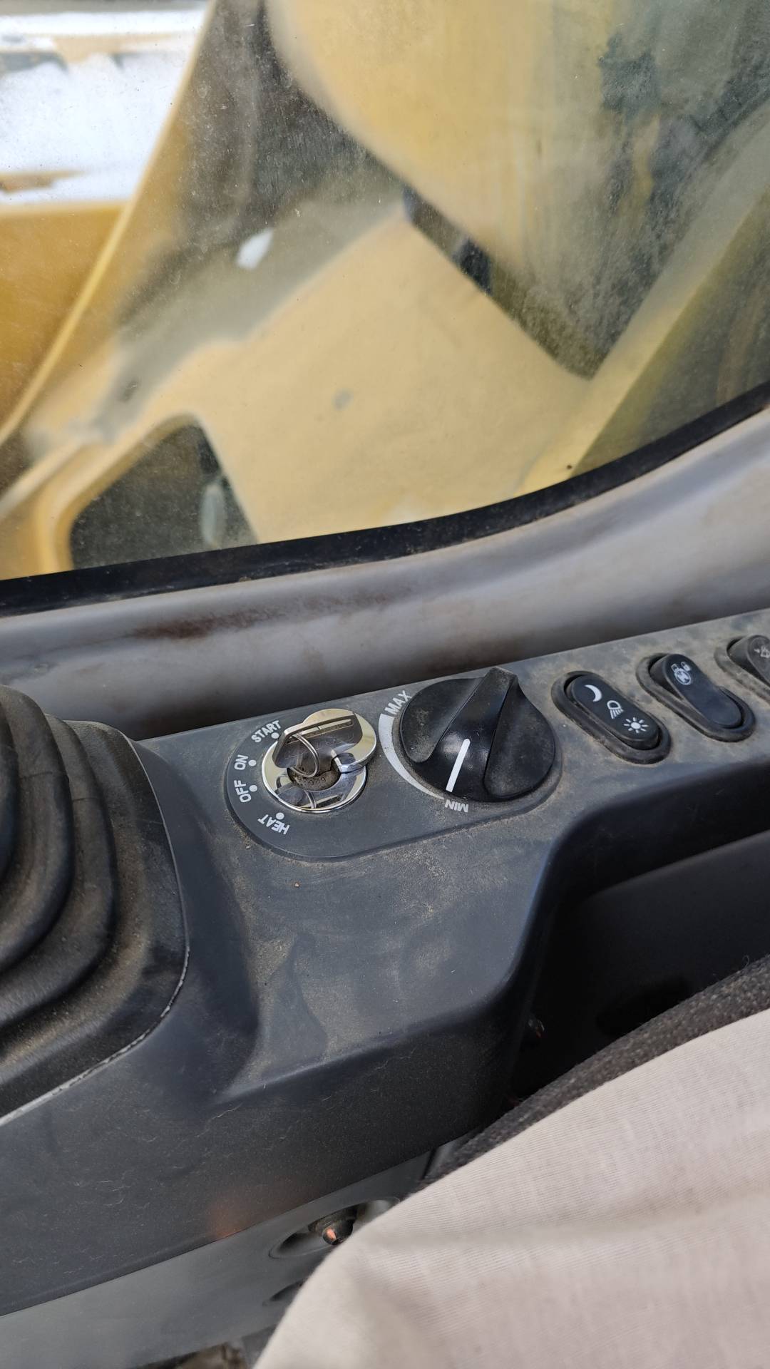 KOMATSU PC300-8MO, 2021 года в лизинг