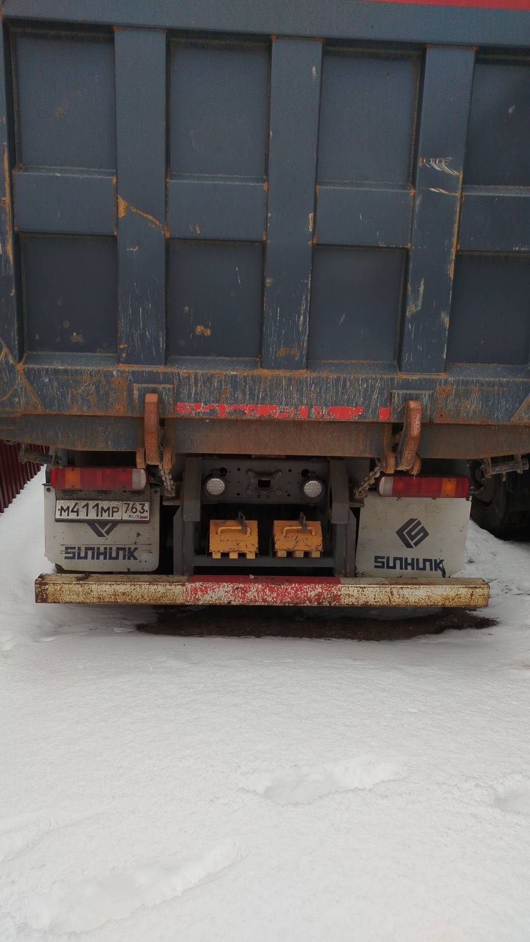 HOWO ZZ3327S3847E 6х4,  62 119 км, 2022 года в лизинг