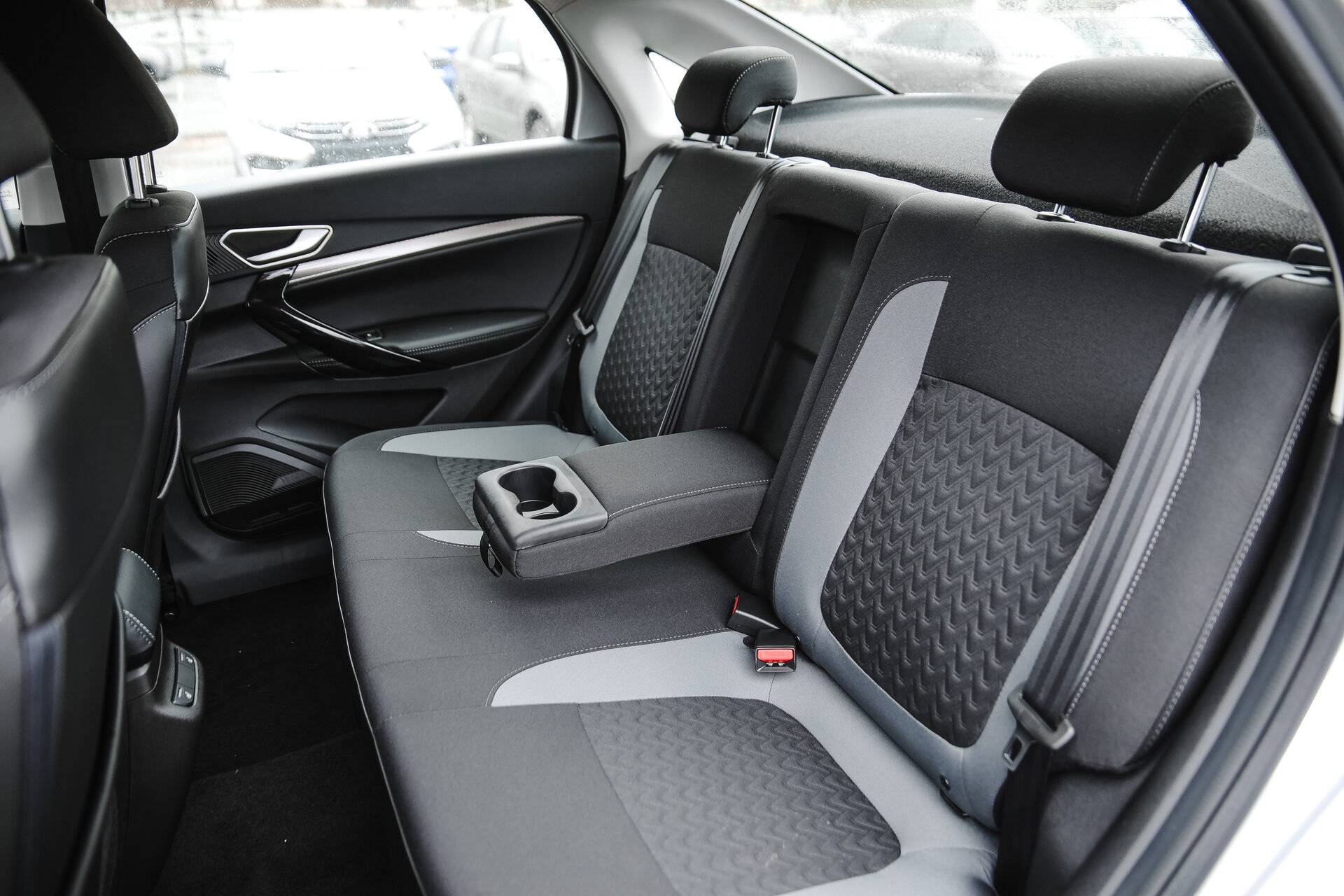 Lada Vesta седан Enjoy 24 1.8 122hp AT