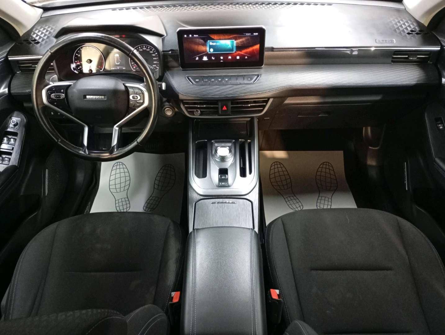Haval Jolion,  218 811 км, 2023 года в лизинг