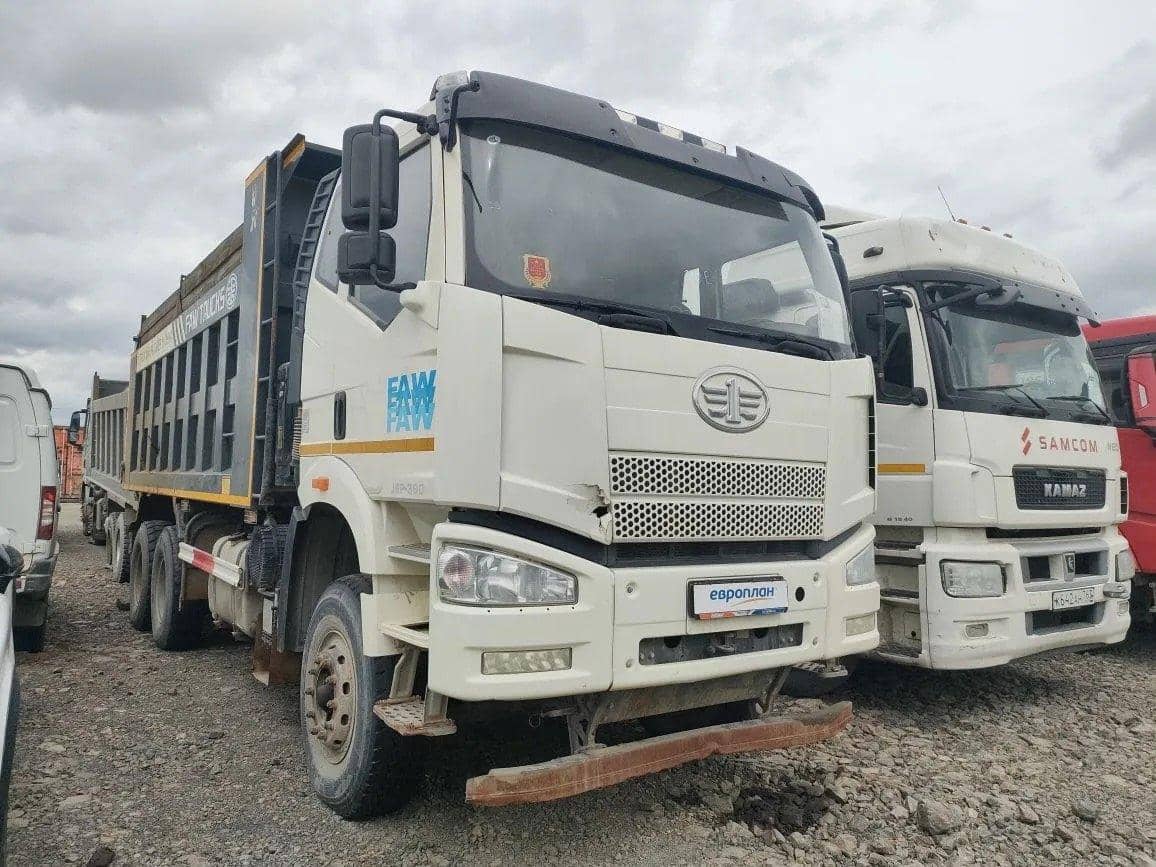 FAW CA3250P66K24T1E5 6х4,  116 916 км, 2022 года в лизинг