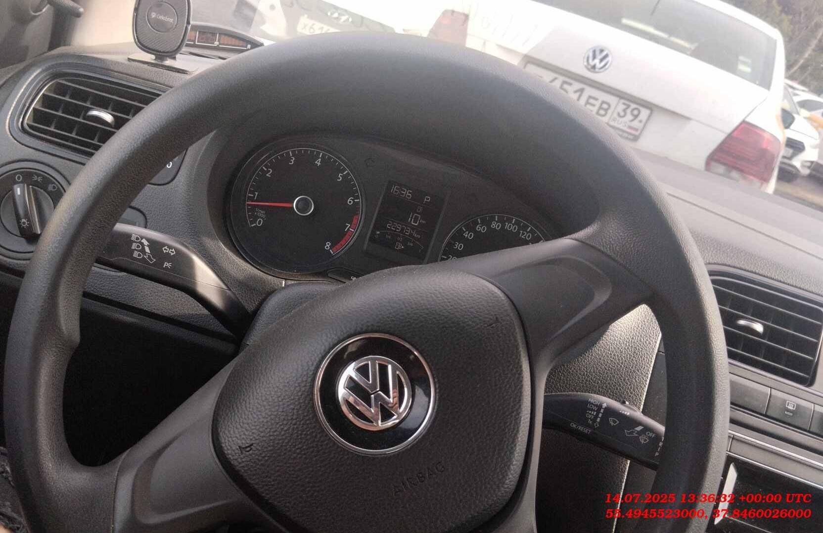 Volkswagen Polo,  229 734 км, 2019 года в лизинг
