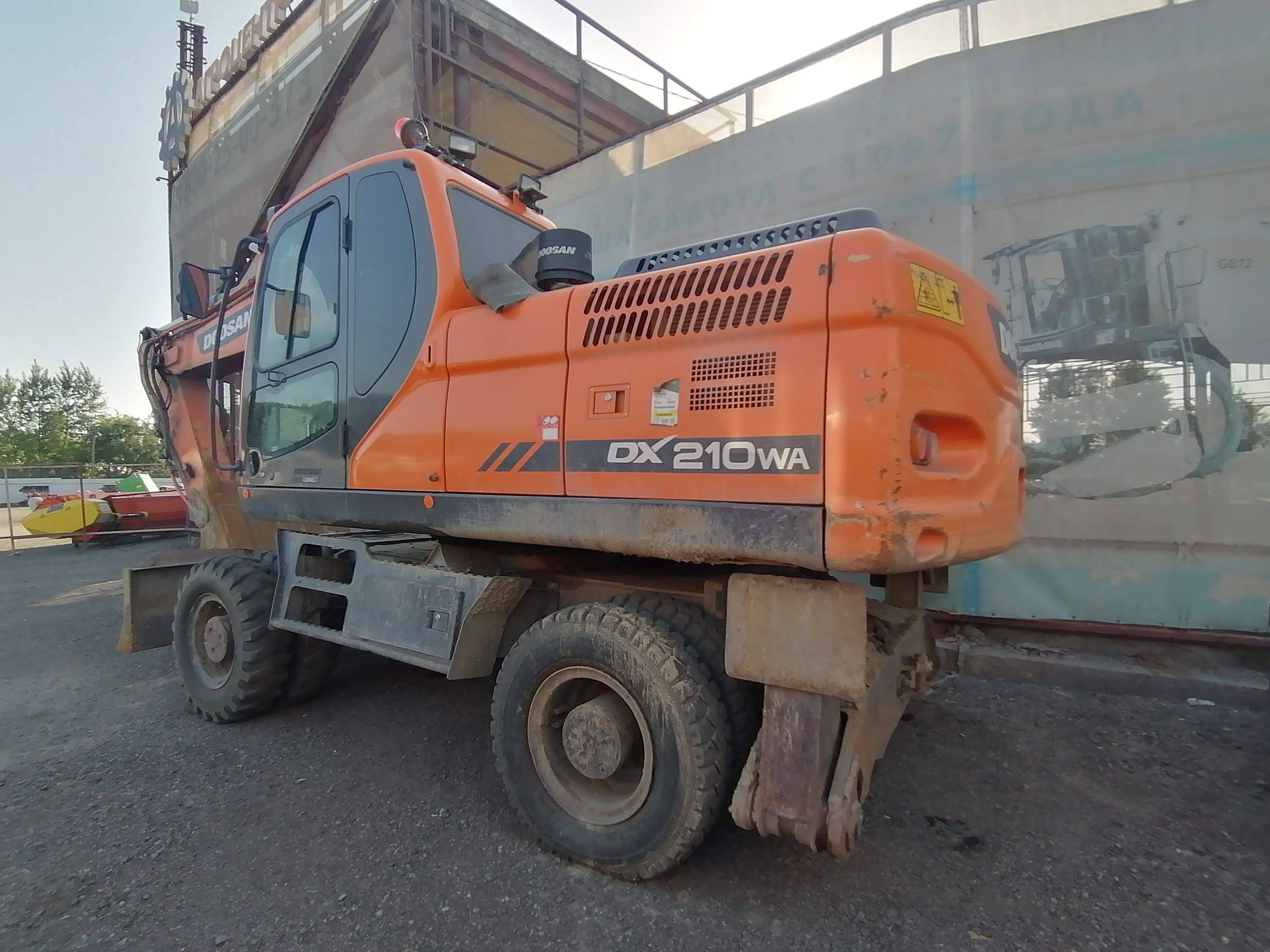 DOOSAN/DEVELON DX210WA Лот 000002443