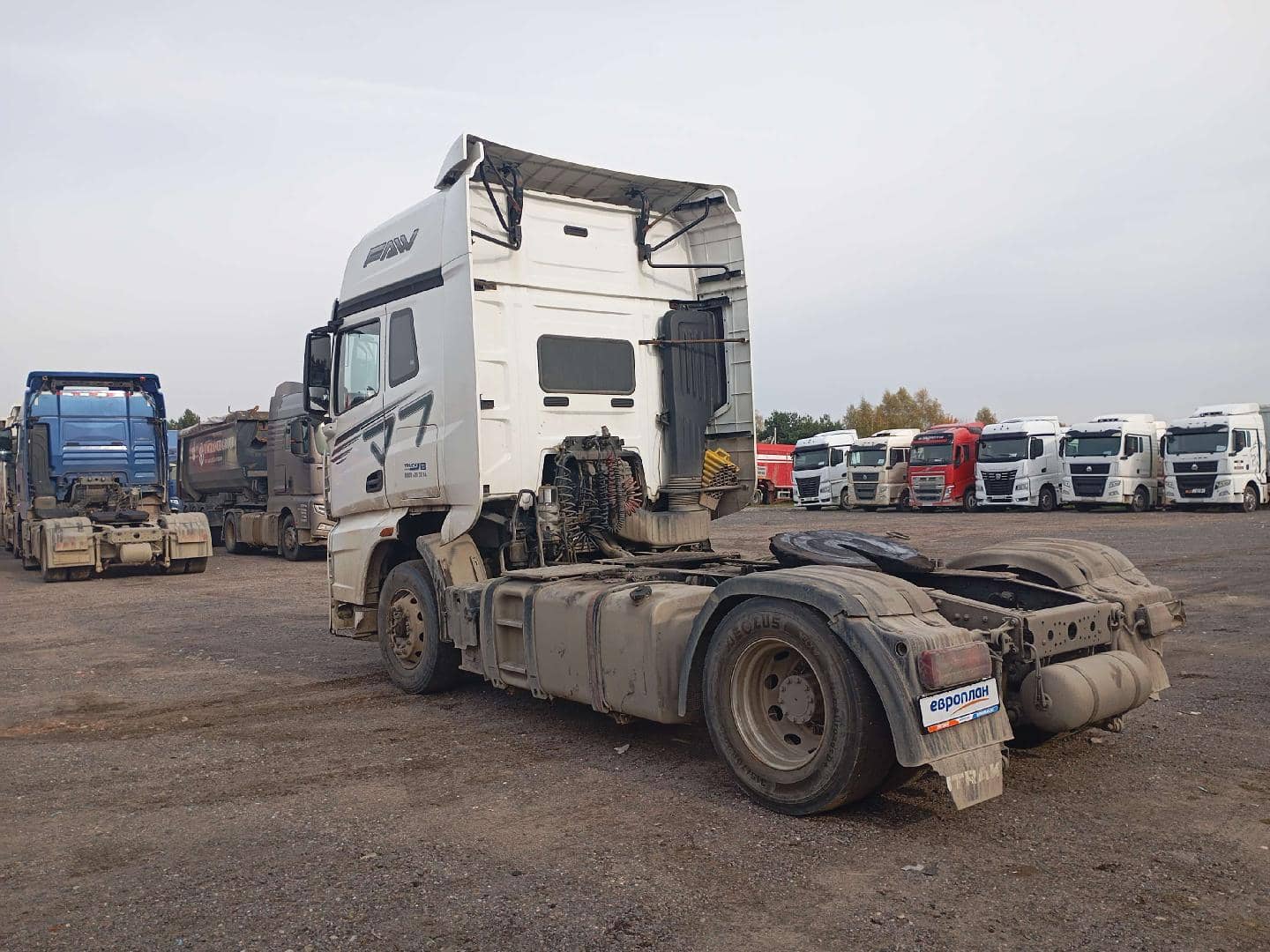 FAW CA4180P77K25E5 4x2,  498 077 км, 2023 года в лизинг