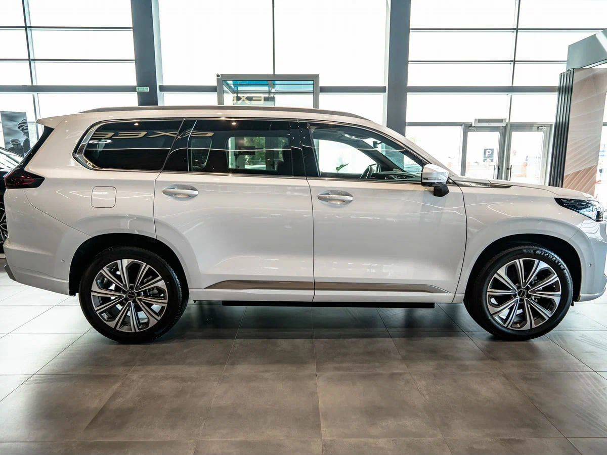 EXEED VX President 6 мест 2.0T 8AT 4WD