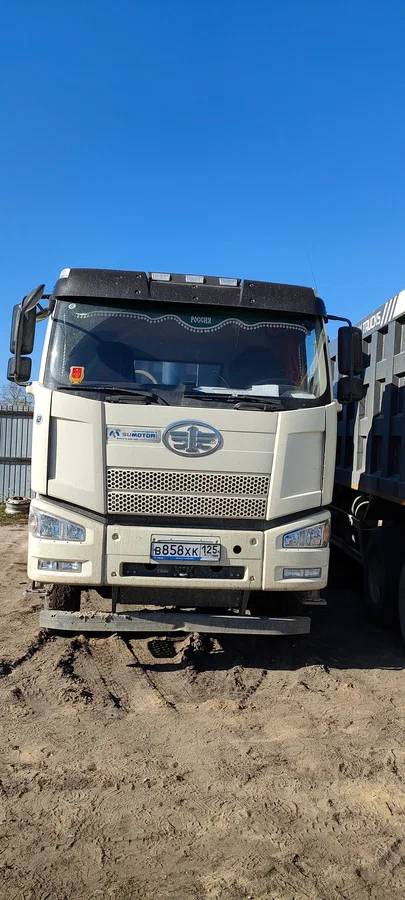 FAW CA3310P66K24T4E5 8х4,  101 529 км, 2021 года в лизинг