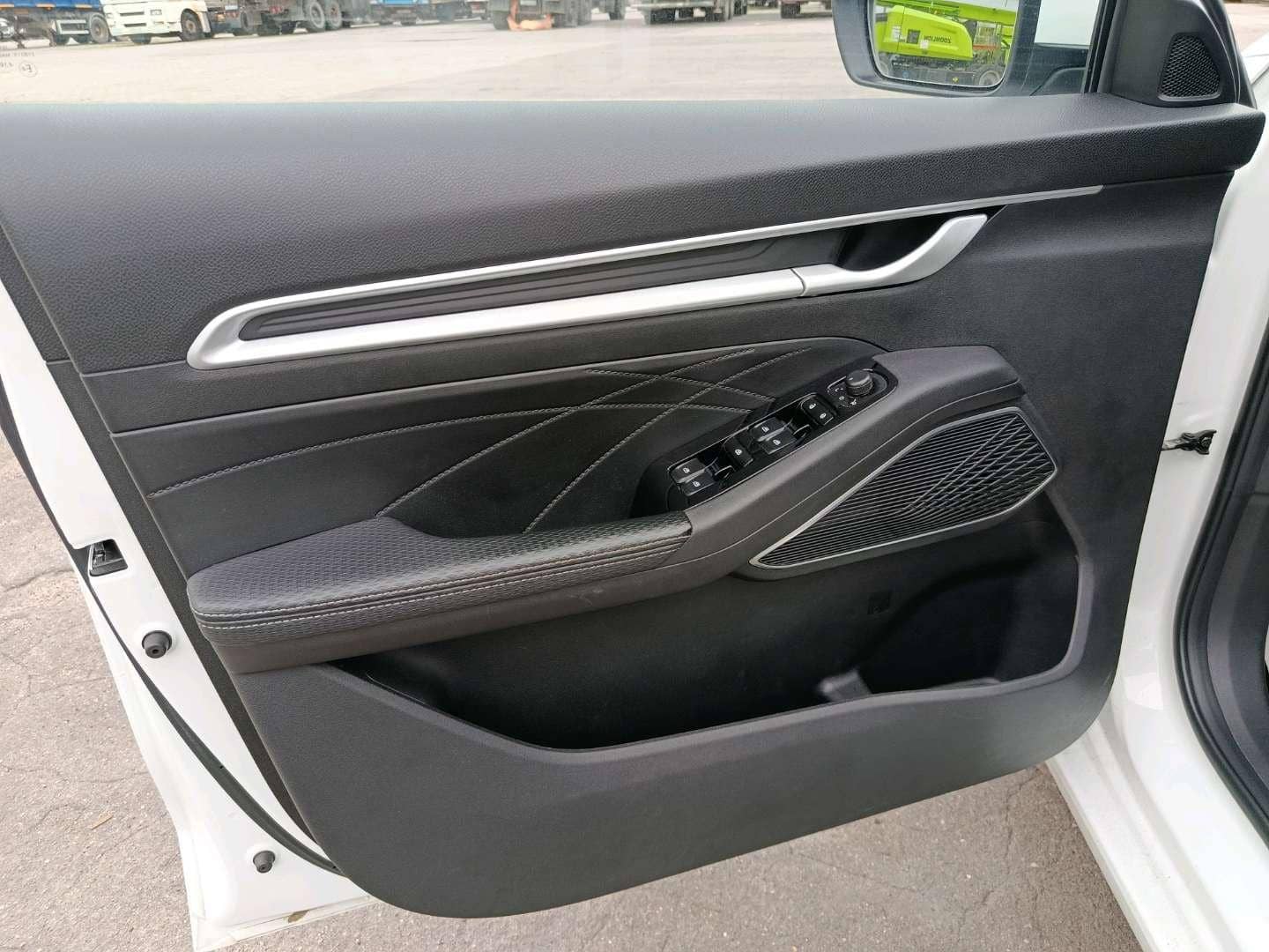 Geely Emgrand,  66 233 км, 2024 года в лизинг