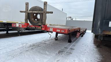 Компания СпецПрицеп Тяжеловоз низкорамный 9942L4