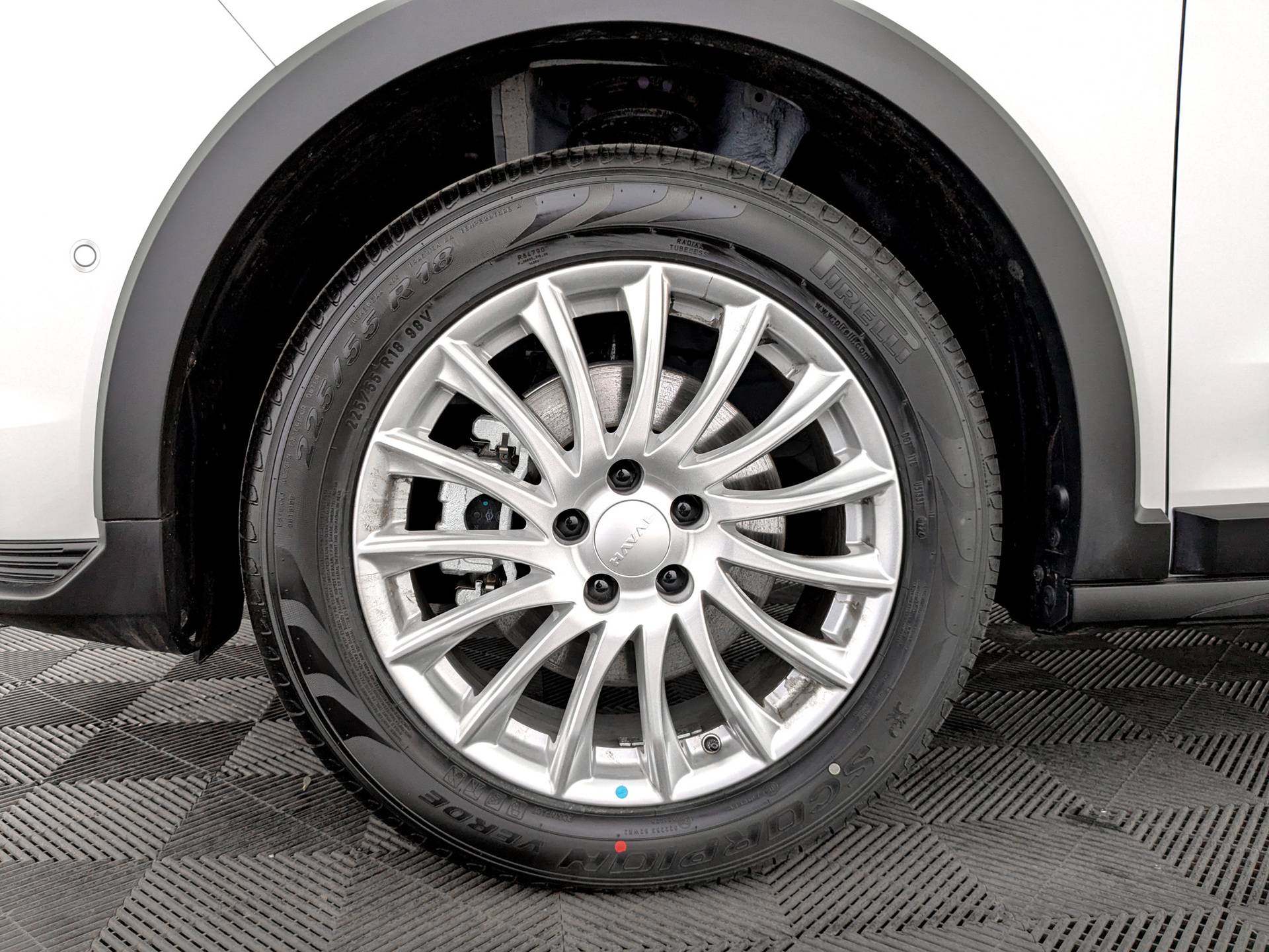 Haval Jolion Tech plus 1.5 7DCT 4WD