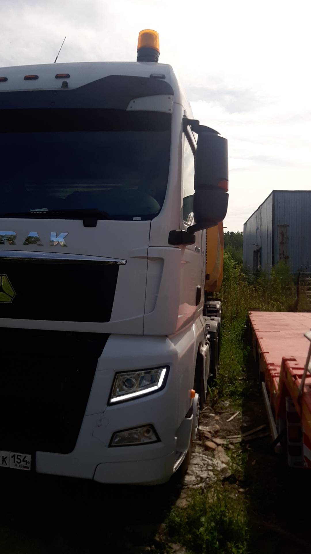 Sitrak С7Н 6×4 ZZ4256V364HE,  287 821 км, 2023 года в лизинг