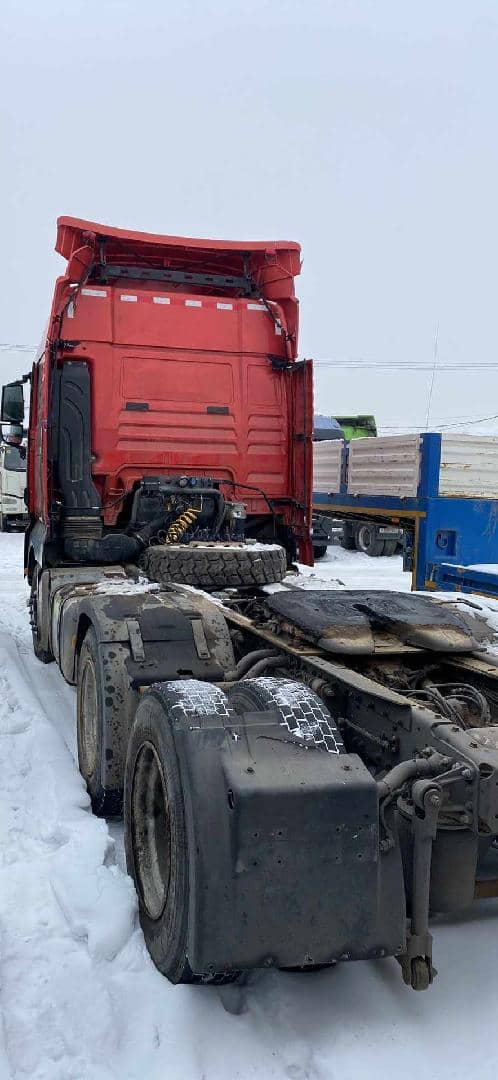 Sitrak С7Н 6×4 ZZ4256V364HE,  219 448 км, 2023 года в лизинг
