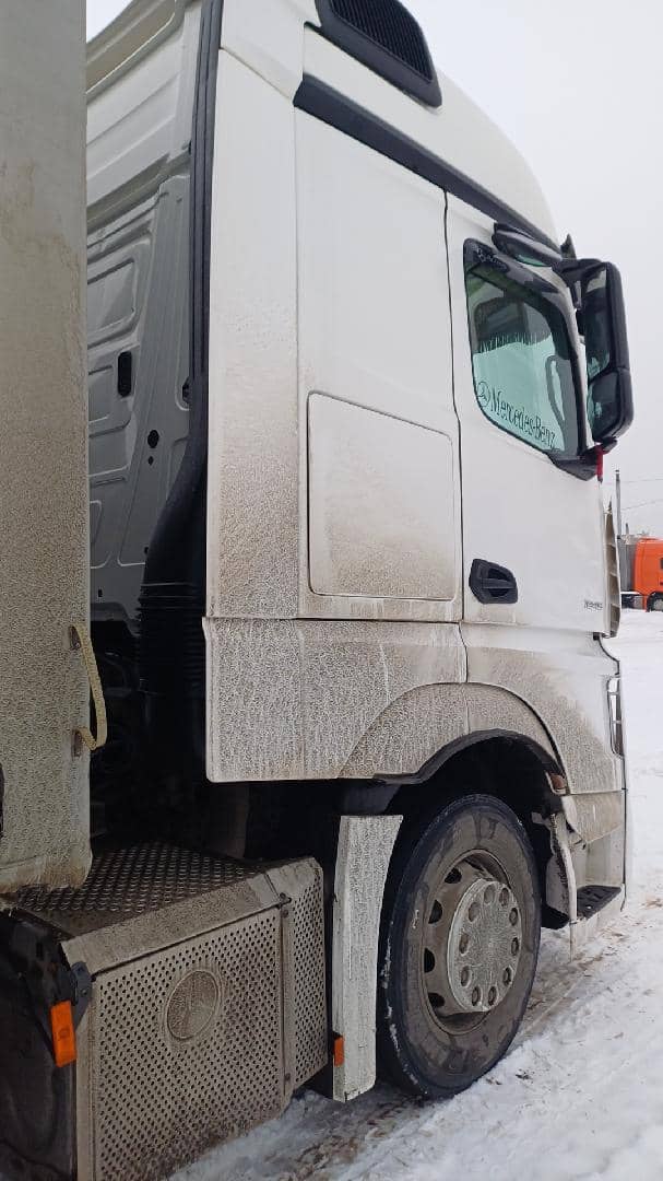 Mercedes-Benz Actros 5 1845 LS 4x2 (BigSpace),  821 704 км, 2018 года