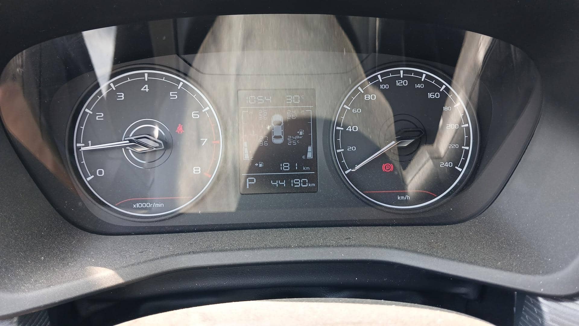Geely Emgrand,  44 190 км, 2024 года в лизинг
