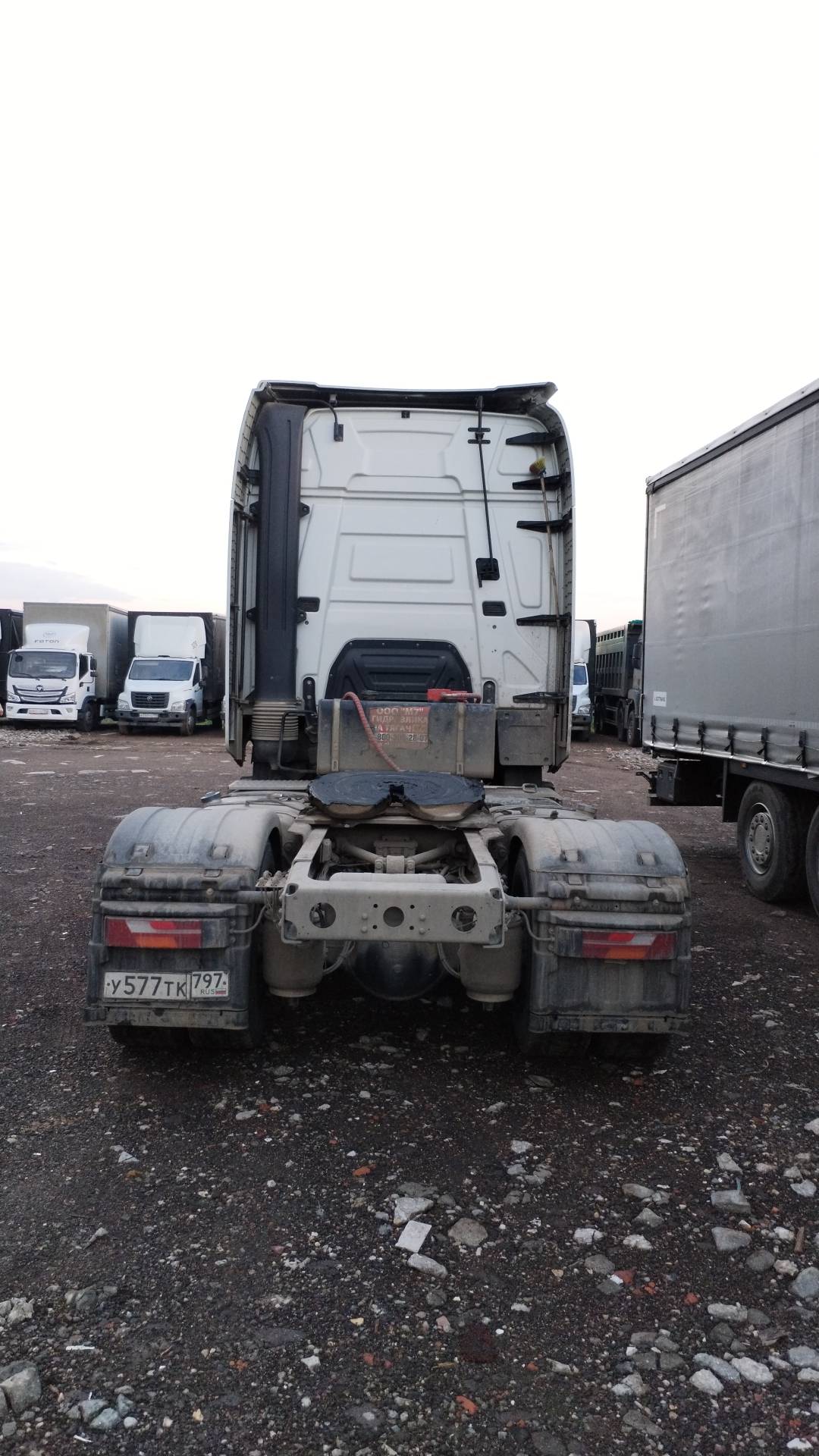 Shacman SX4188YY381,  149 735 км, 2024 года в лизинг