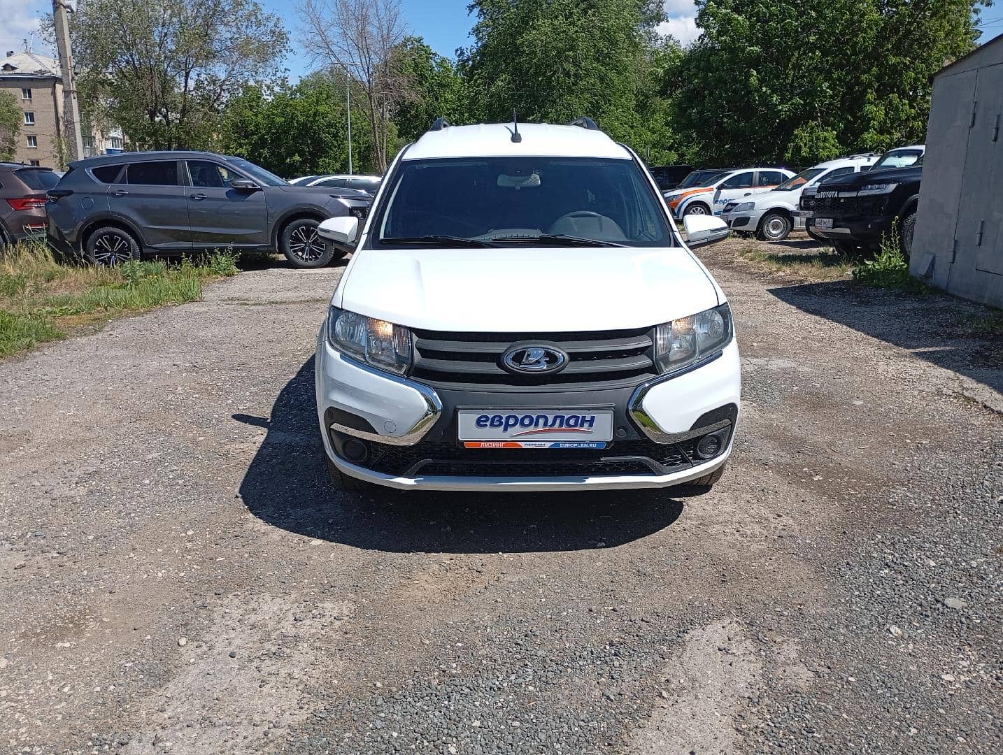 Lada Largus универсал,  70 317 км, 2024 года в лизинг
