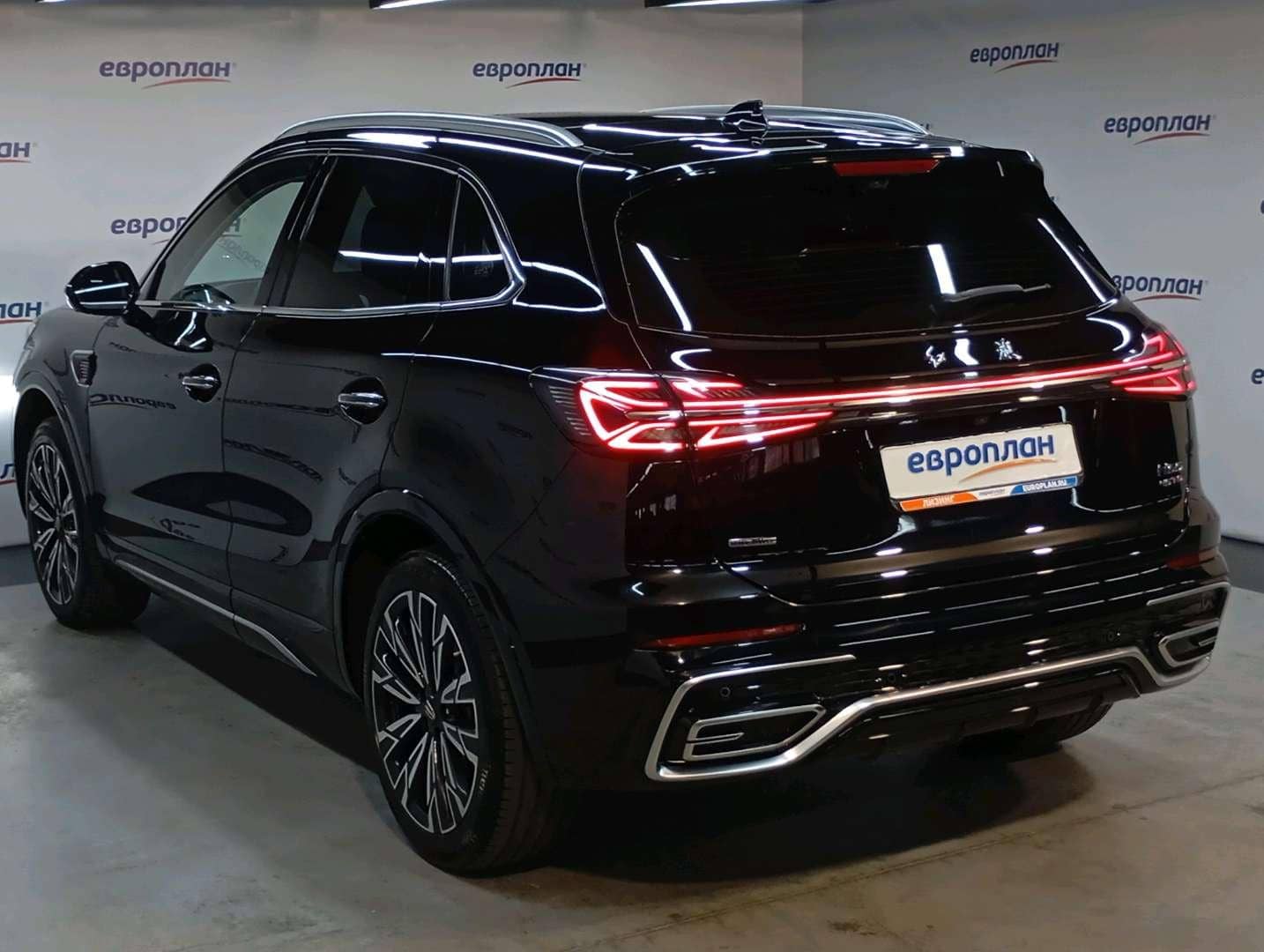 Hongqi HS5,  27 464 км, 2024 года в лизинг