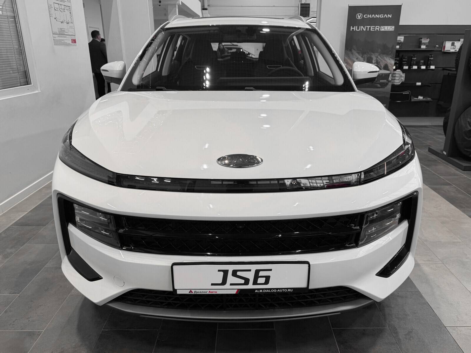 JAC JS6 Flagship