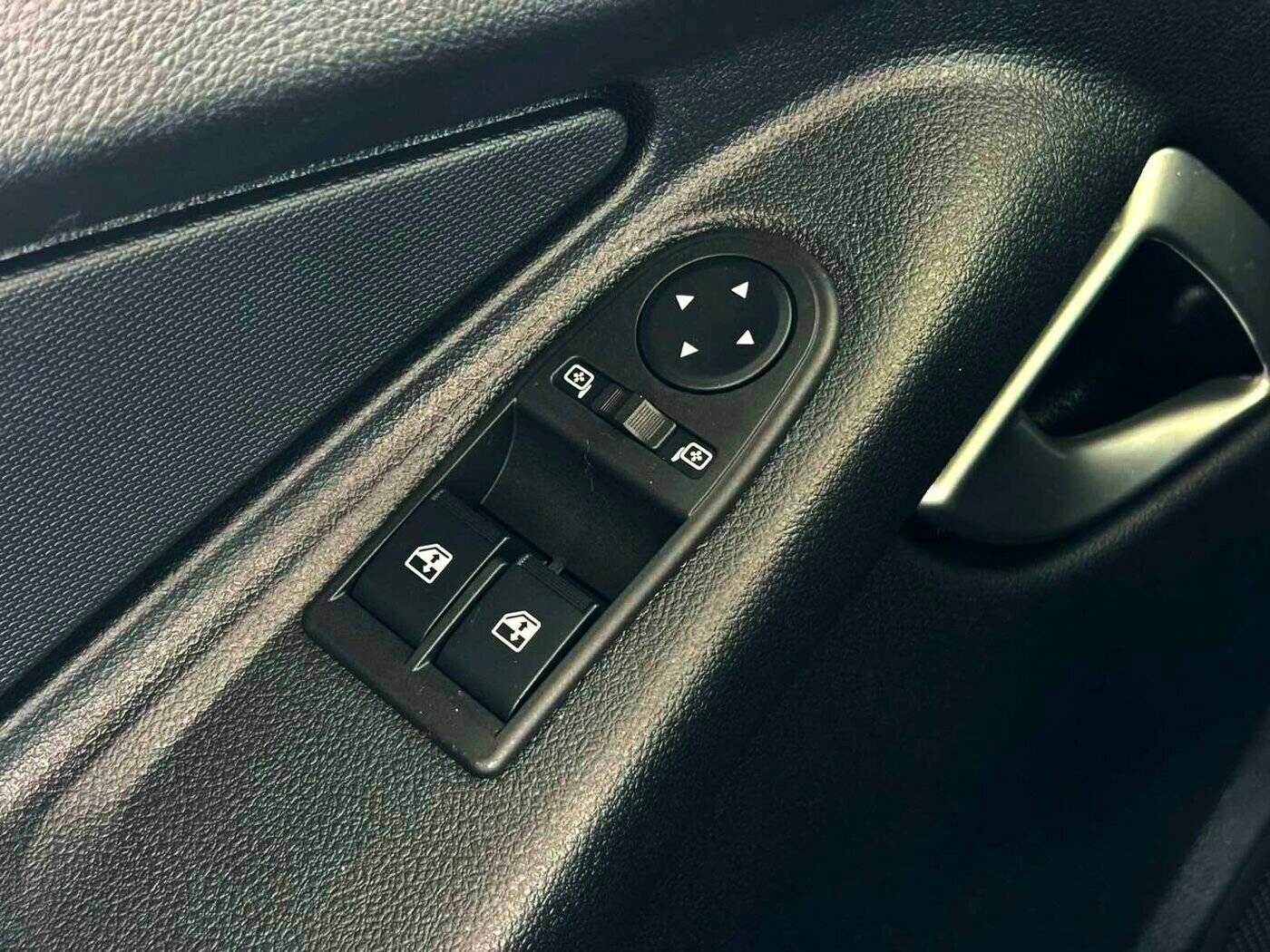 Lada Granta седан Classic 24 Кондиционер 1.6 90hp 5MT