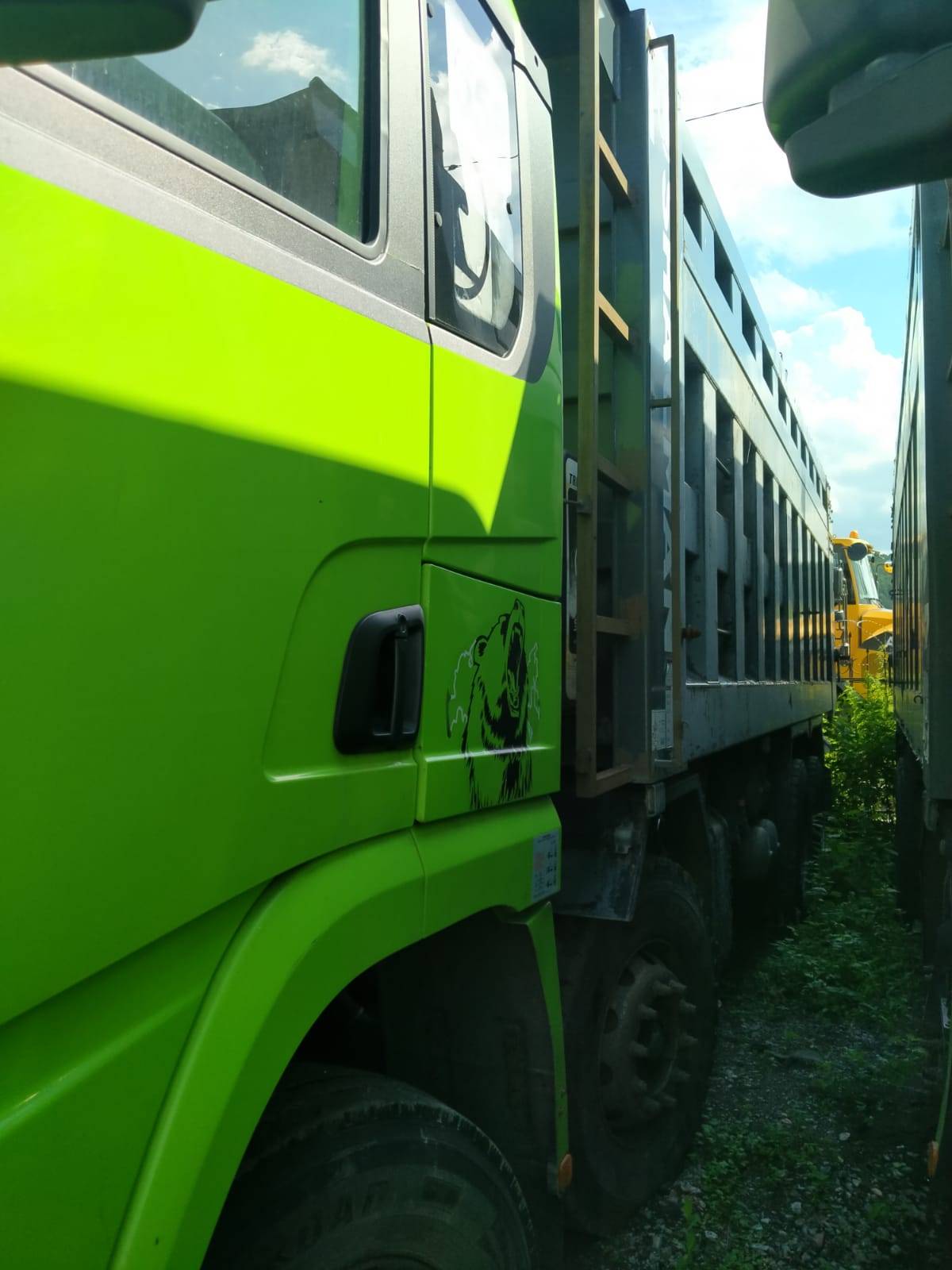 Shacman SX33186V366,  110 863 км, 2022 года в лизинг