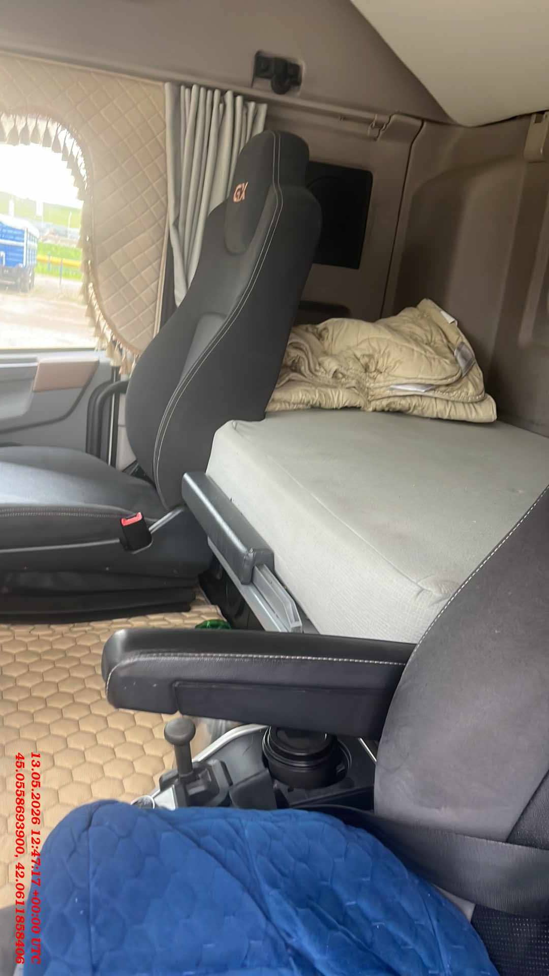 DongFeng DFH4180 4x2,  465 848 км, 2023 года в лизинг