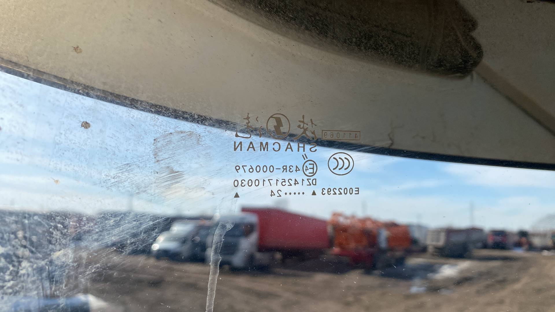 Shacman SX42584V324,  162 506 км, 2024 года в лизинг