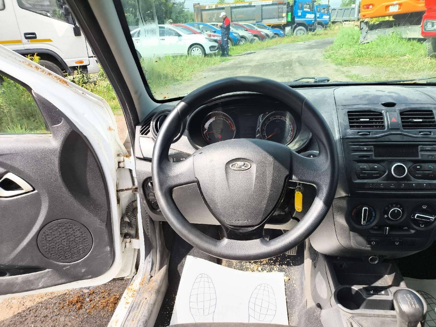 Lada Granta Кросс,  221 076 км, 2023 года в лизинг