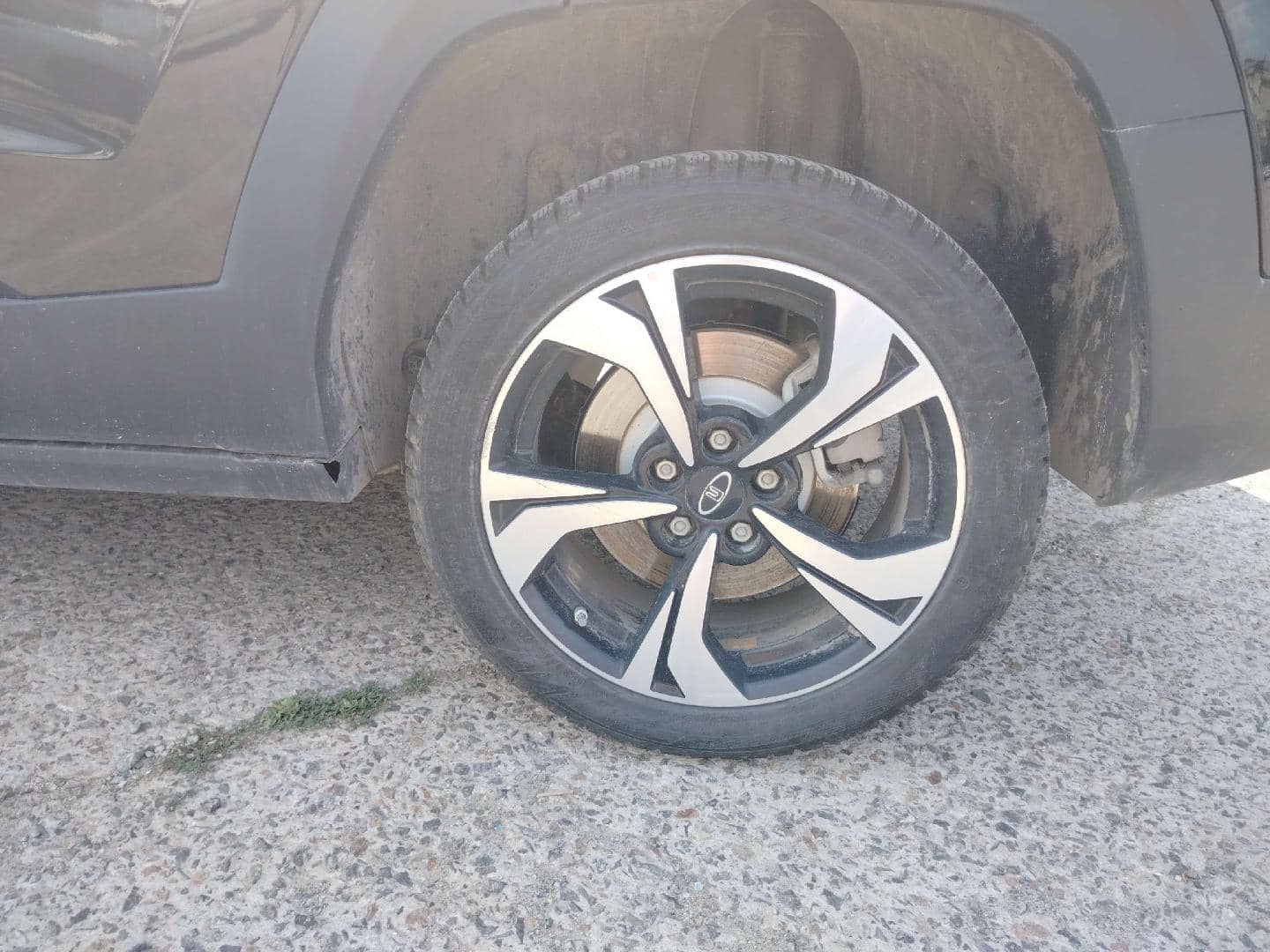 Москвич 3,  121 807 км, 2024 года в лизинг
