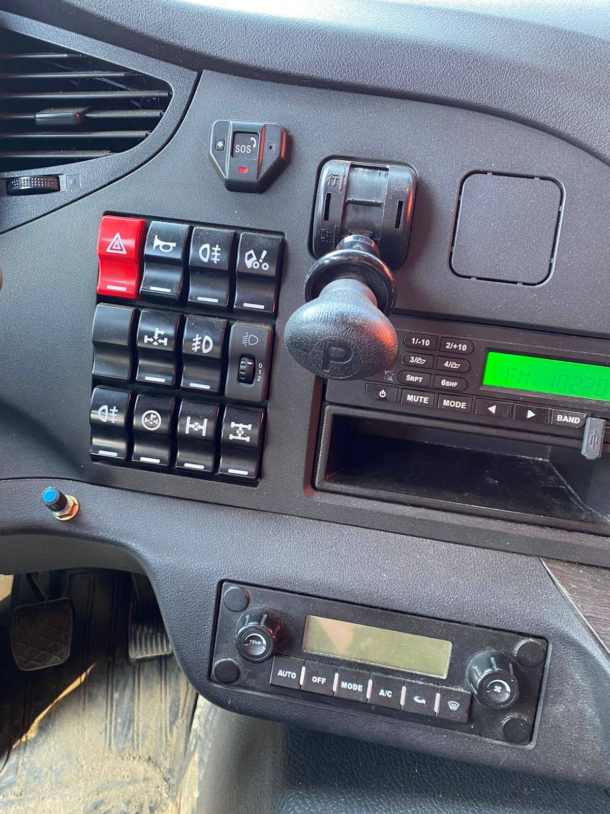 FAW CA3310P66K24T4E5 8х4 Лот 000002197