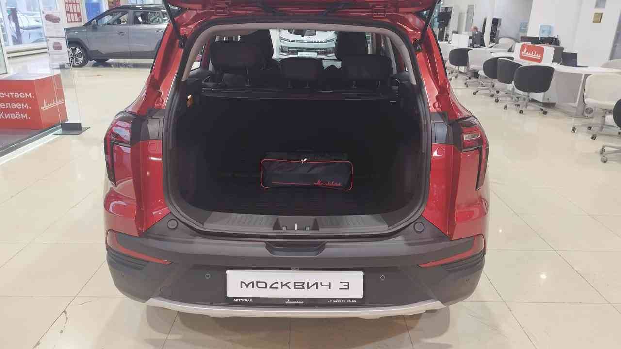 Москвич 3 Стандарт плюс 1.5Т CVT