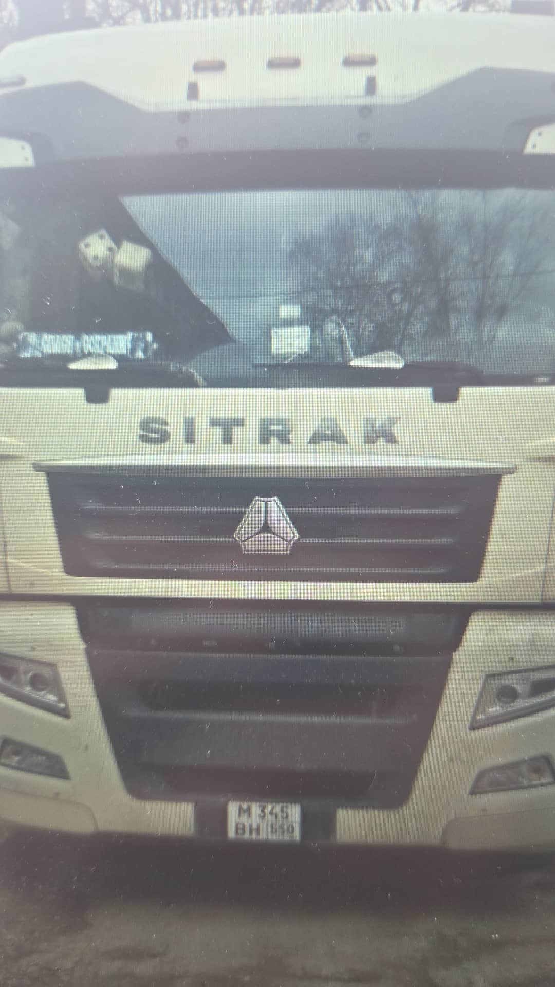 Sitrak ZZ4186V391HE,  339 208 км, 2023 года в лизинг