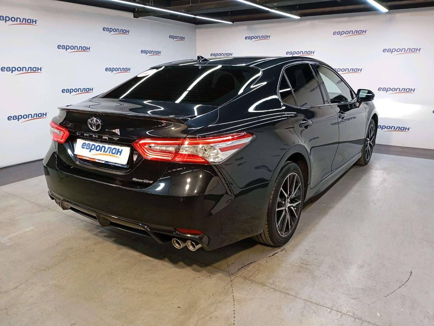 Toyota Camry,  51 241 км, 2023 года в лизинг