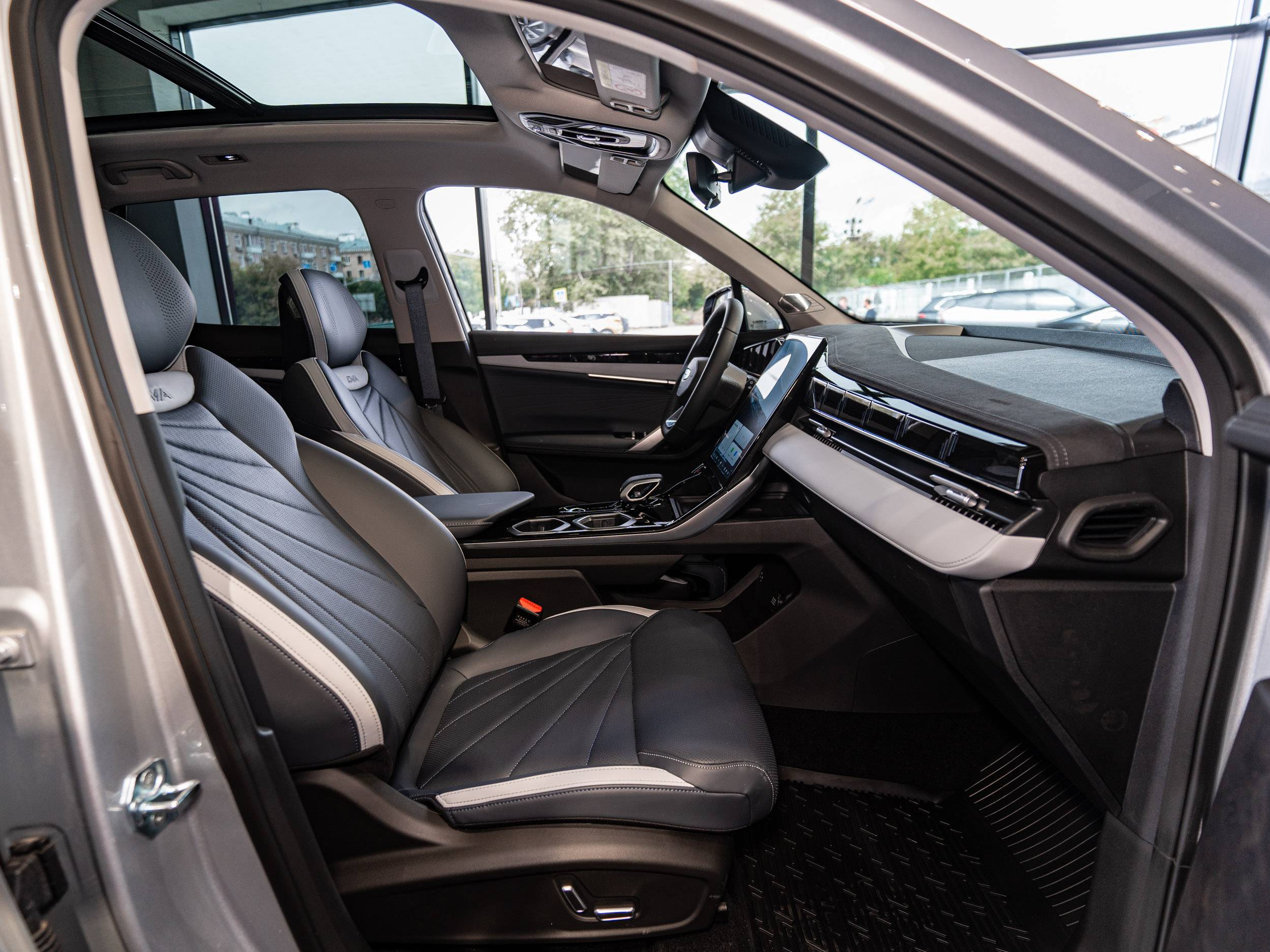 Geely Atlas Flagship Sport 2.0T 8AT 4WD