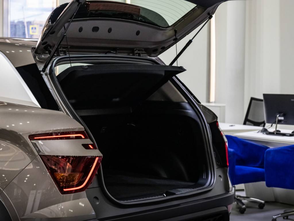 Solaris HC Classic 1.6 6AT 2WD