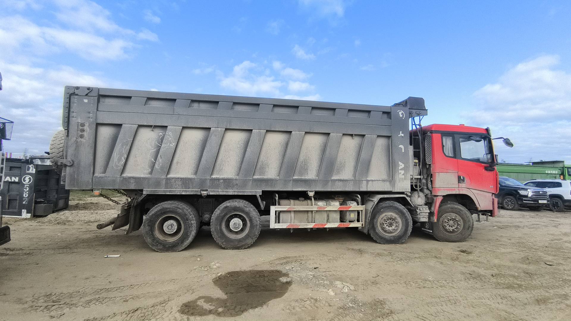 Shacman SX33186V366,  87 587 км, 2023 года в лизинг