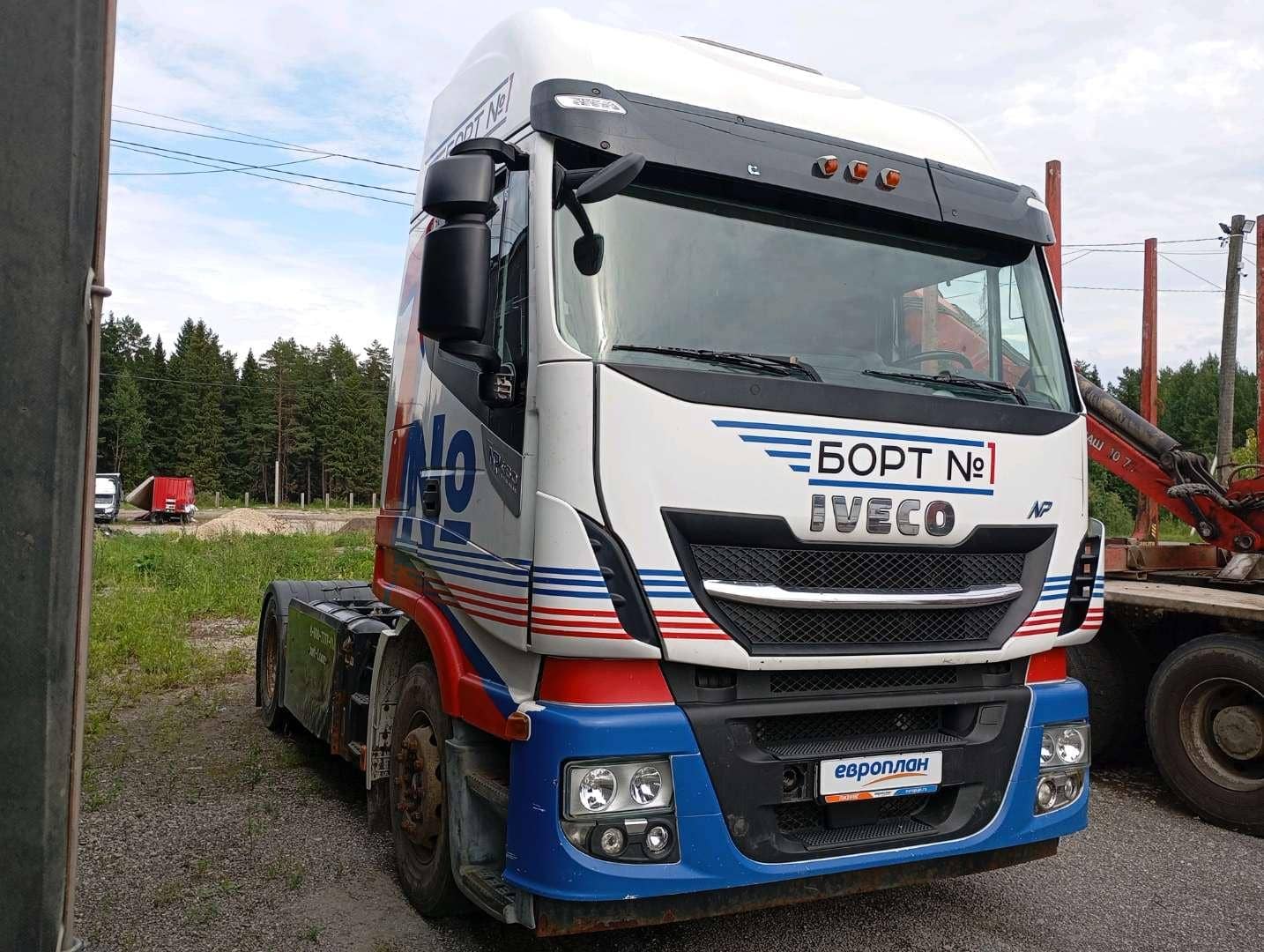 IVECO Stralis AS440S46T/P CNG 4x2,  1 035 656 км, 2019 года в лизинг