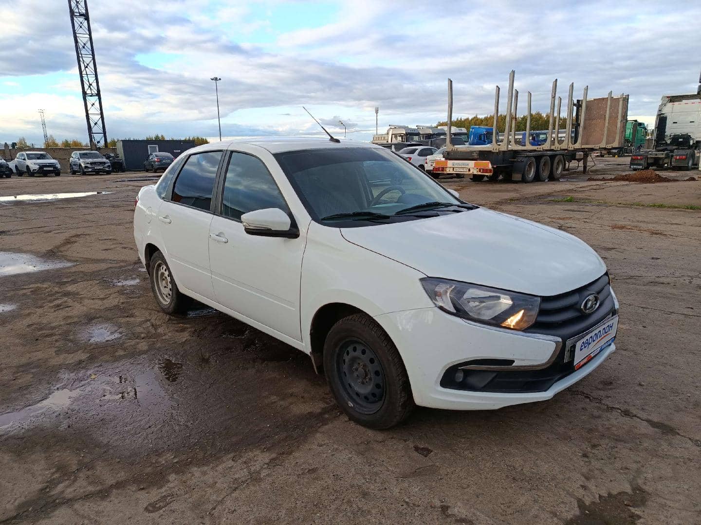 Lada Granta седан,  98 305 км, 2024 года в лизинг
